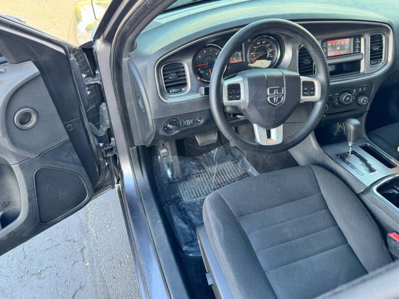 2014 Dodge Charger SE