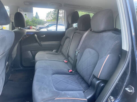 2017 Nissan Armada SV