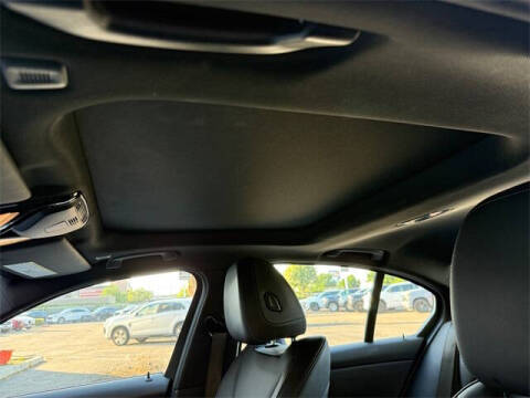 2024 BMW 3 Series 330i