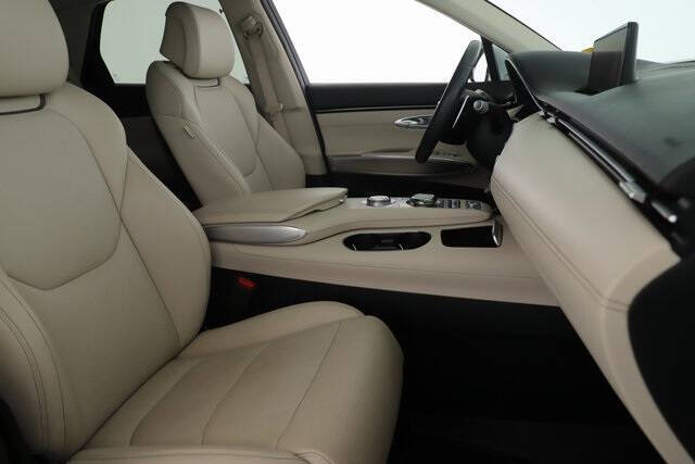 2022 Genesis GV70 2.5T Standard