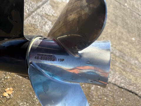 2015 Mako 19 CPX