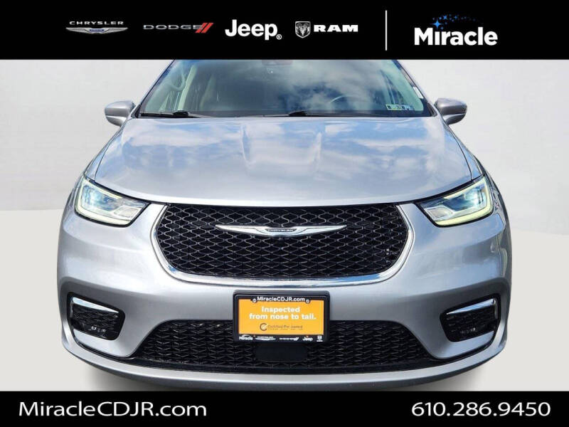 2021 Chrysler Pacifica Touring L