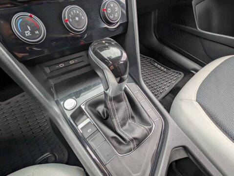 2025 Volkswagen Taos S