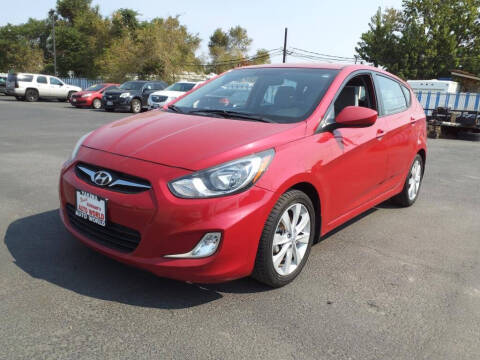 2012 Hyundai Accent SE