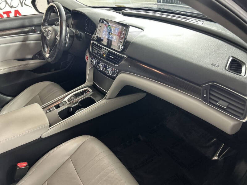 2020 Honda Accord Hybrid Touring