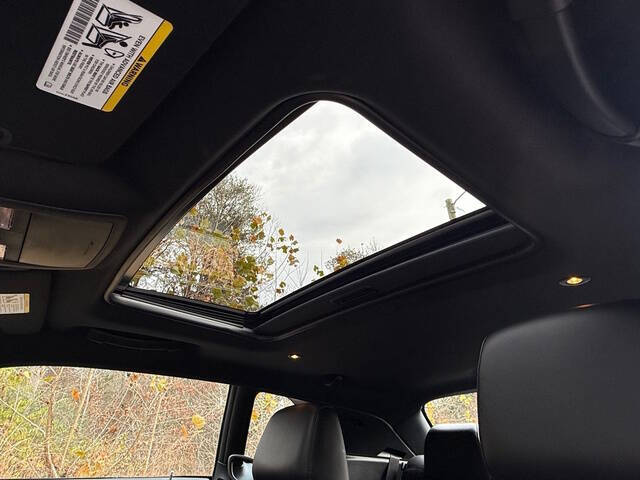 2016 Dodge Challenger 392 HEMI Scat Pack Shaker