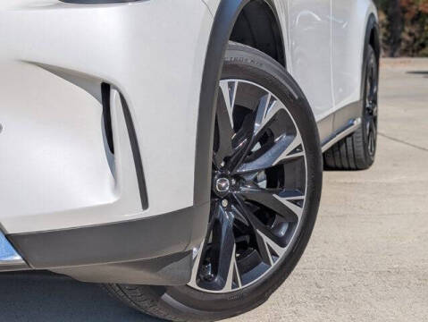 2025 Mazda CX-90 Plug-in Hybrid Premium Plus