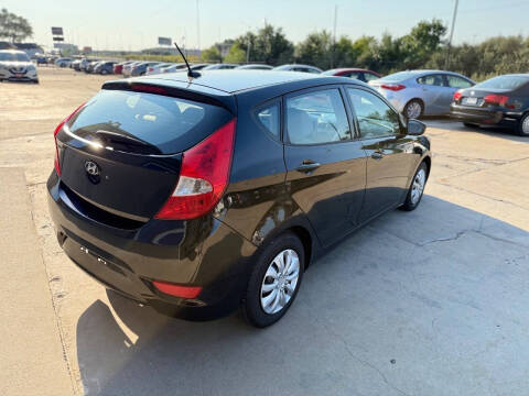 2016 Hyundai Accent SE