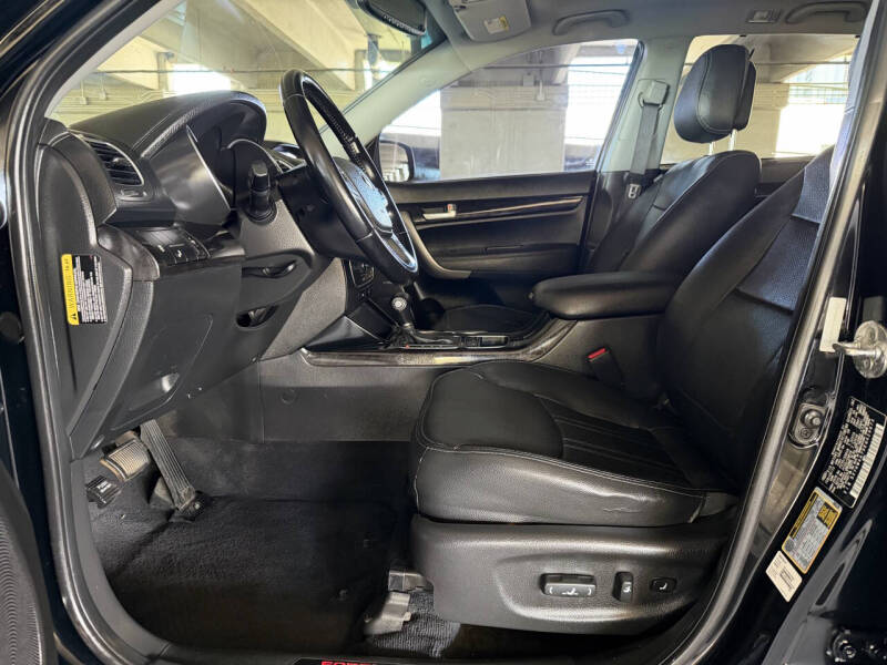 2014 Kia Sorento SX Limited