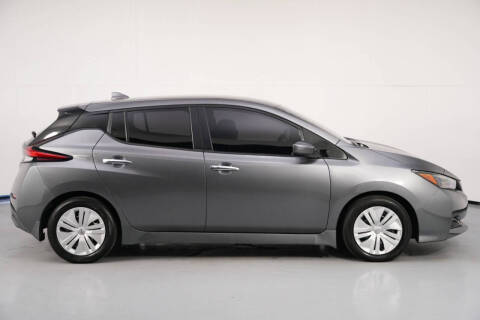 2025 Nissan LEAF S