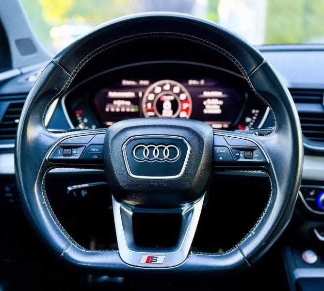 2018 Audi SQ5 3.0T quattro Premium Plus