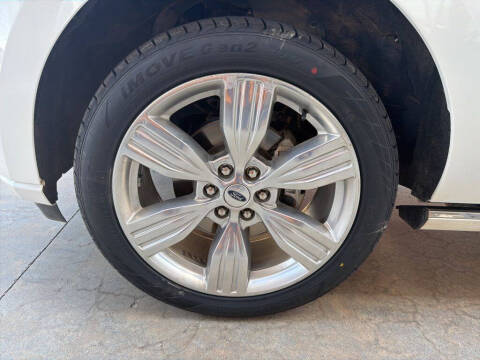 2023 Ford Expedition MAX Platinum