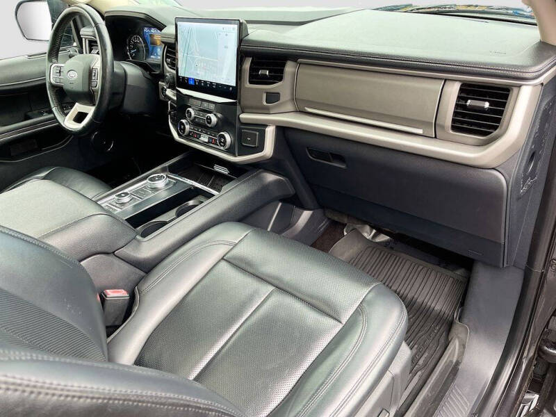 2022 Ford Expedition MAX XLT