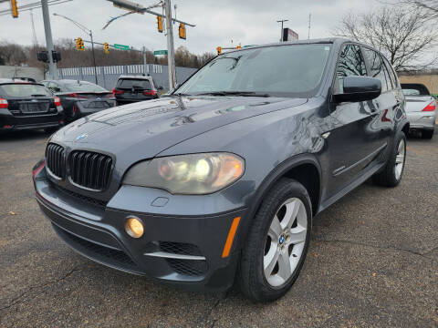 2011 BMW X5 for sale at Cedar Auto Group LLC in Akron OH