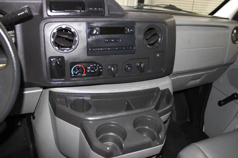 2014 Ford E-Series E-150