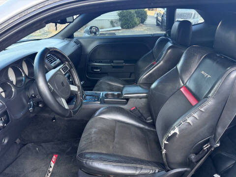 2009 Dodge Challenger SRT8