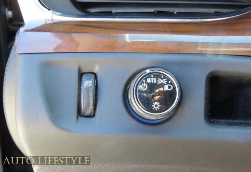 2017 Cadillac Escalade Luxury