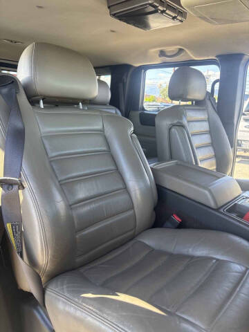 2005 HUMMER H2