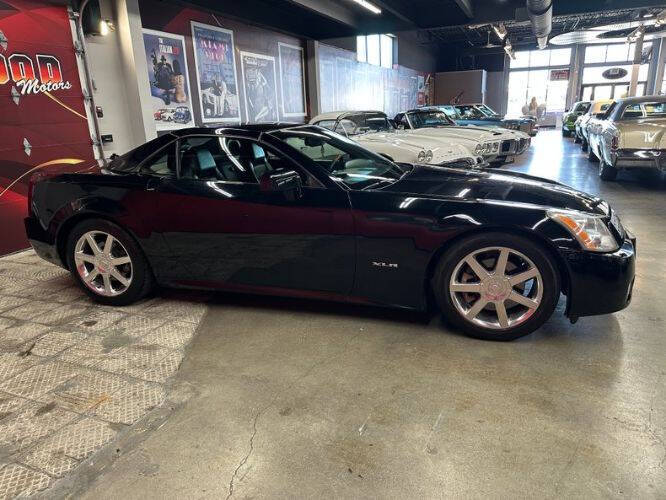 2005 Cadillac XLR