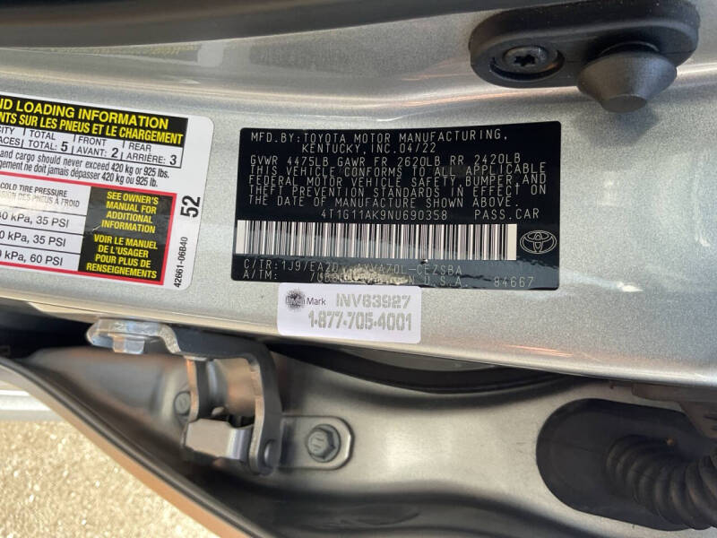 2022 Toyota Camry SE