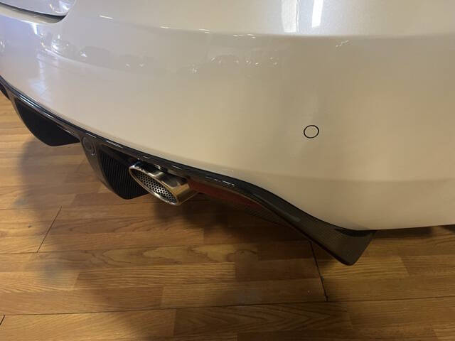 2011 Aston Martin DBS Volante