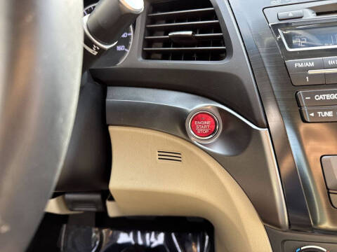2015 Acura ILX 2.0L w/Tech
