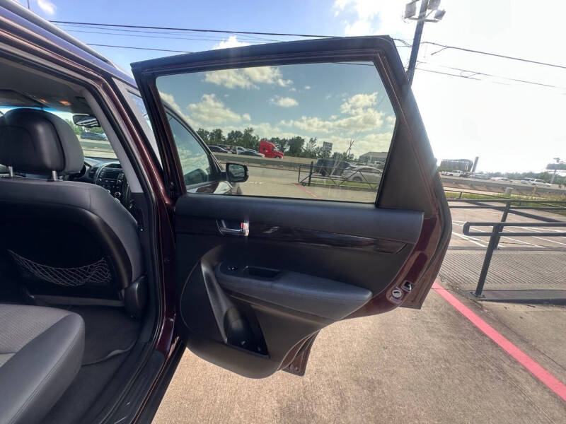 2013 Kia Sorento LX