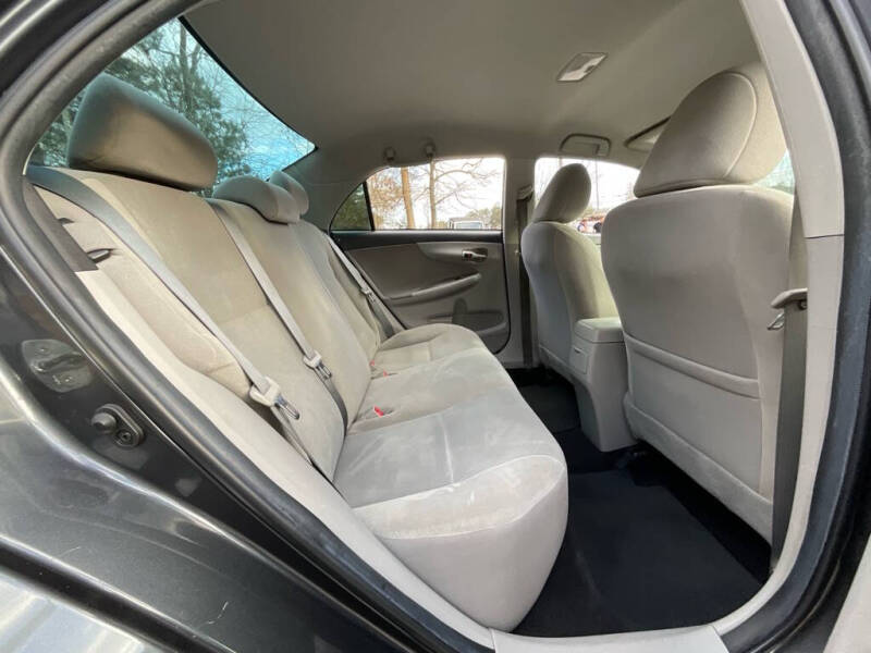 2013 Toyota Corolla LE