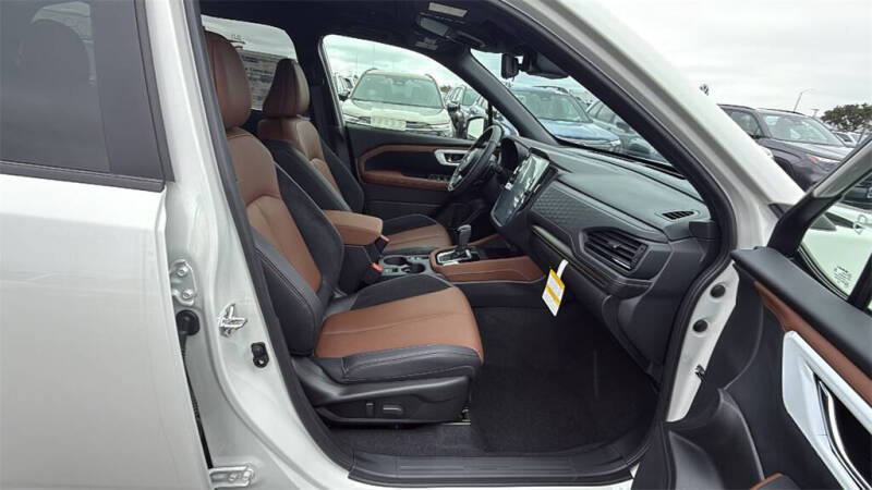 2025 Subaru Forester Touring Hybrid