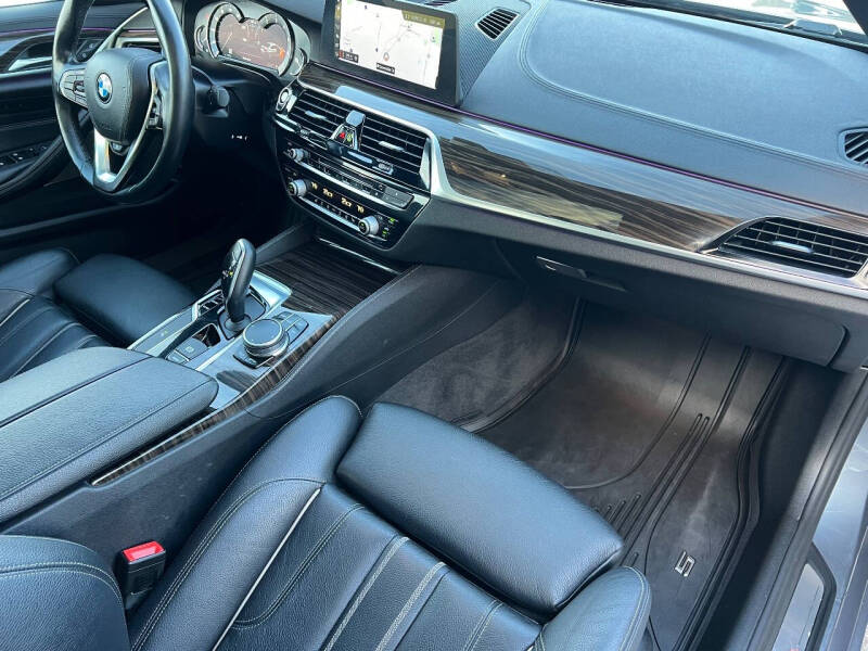 2018 BMW 5 Series 530i xDrive