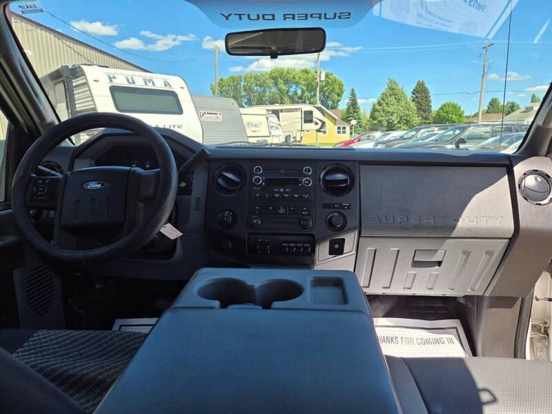 2011 Ford F-250 Super Duty XL