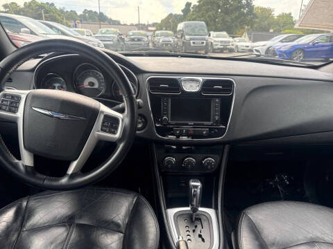 2012 Chrysler 200 Limited