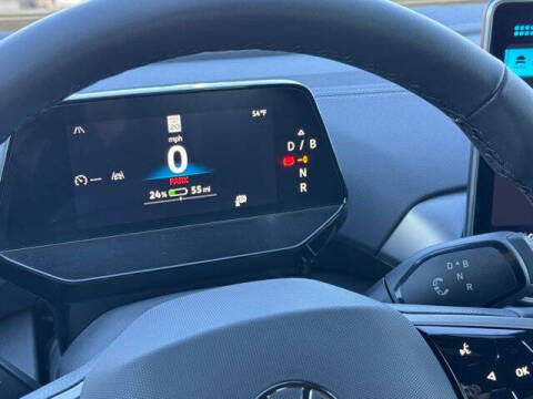 2025 Volkswagen ID.4 Pro