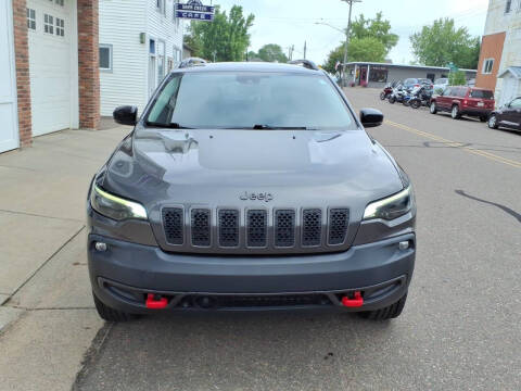 2022 Jeep Cherokee Trailhawk