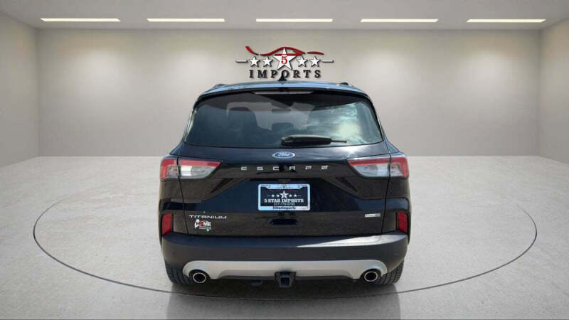 2020 Ford Escape Titanium