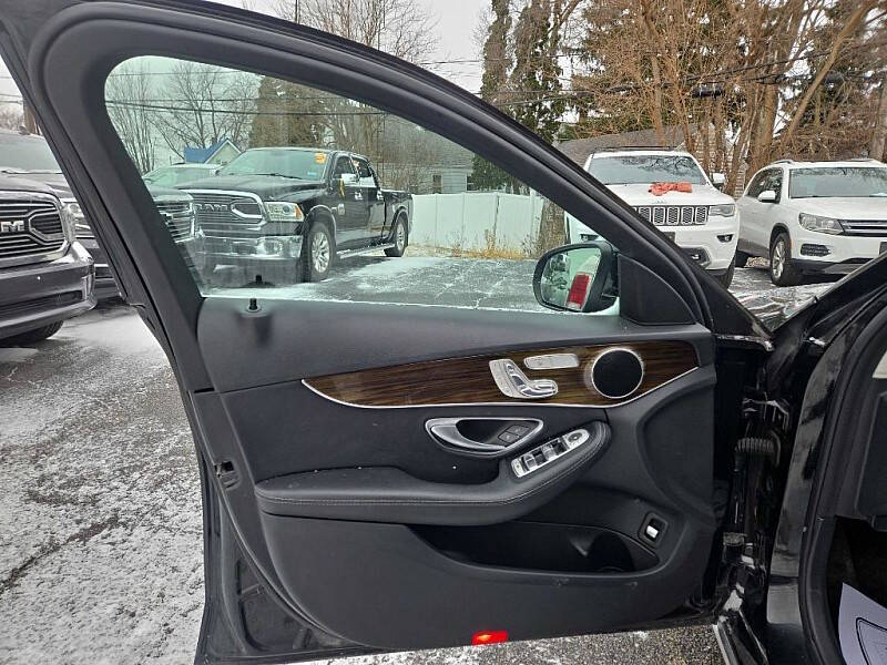 2017 Mercedes-Benz C-Class