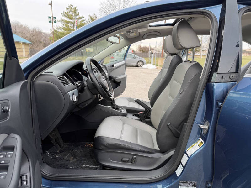 2016 Volkswagen Jetta Hybrid SEL Premium