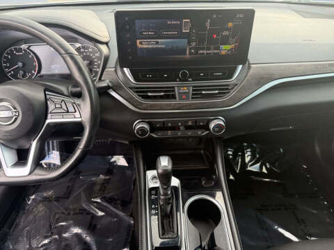 2023 Nissan Altima 2.5 SV