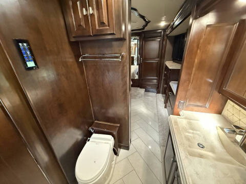 2016 Tiffin Allegro Bus