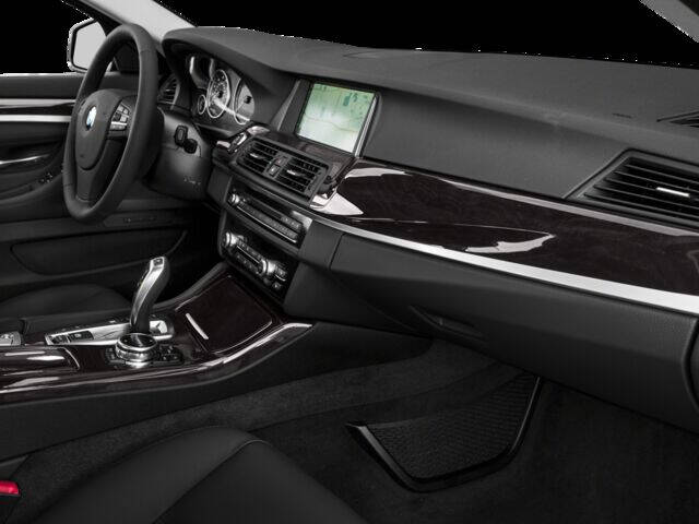 2016 BMW 5 Series 528i
