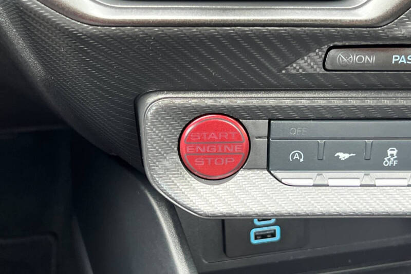 2025 Ford Mustang EcoBoost