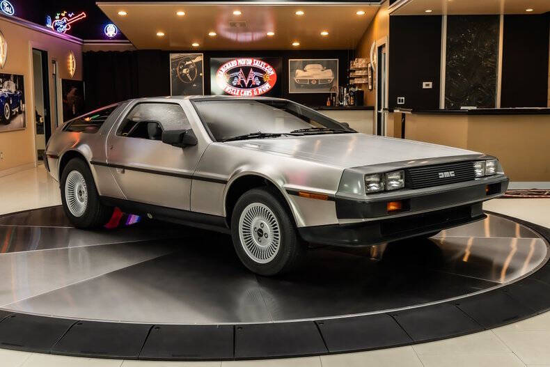1981 DeLorean DMC-12