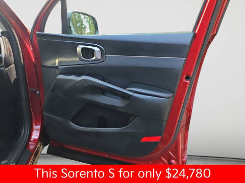 2022 Kia Sorento S