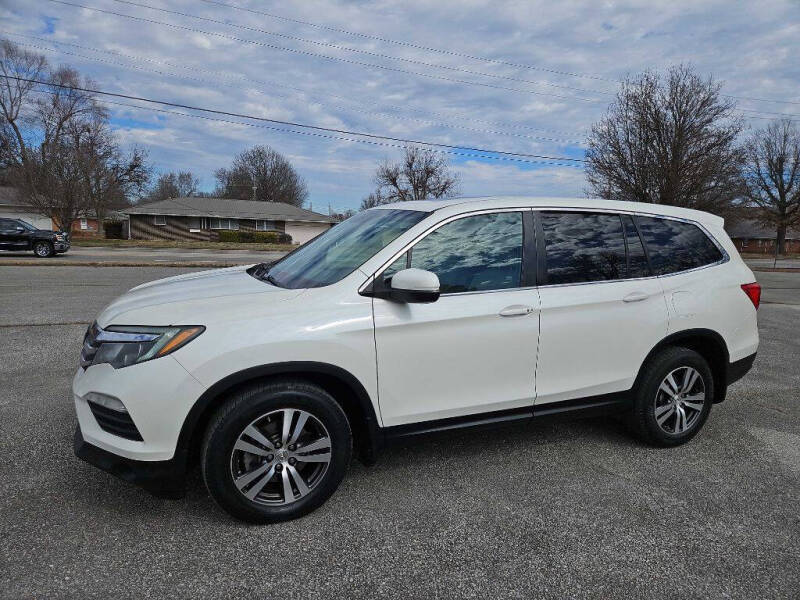 2016 Honda Pilot for sale at CarTime in Rogers AR