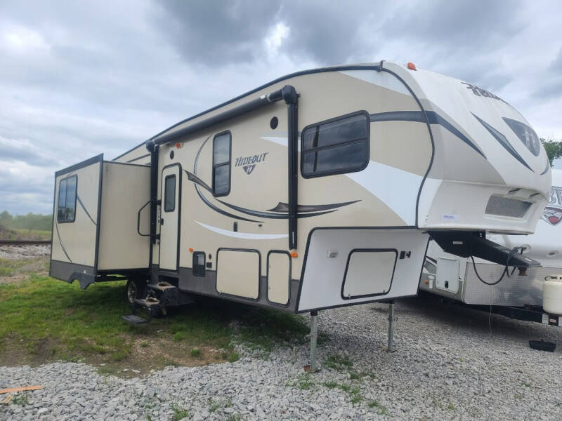 2015 Keystone Hideout 299RLDS for sale at Kentuckiana RV Wholesalers in Charlestown IN
