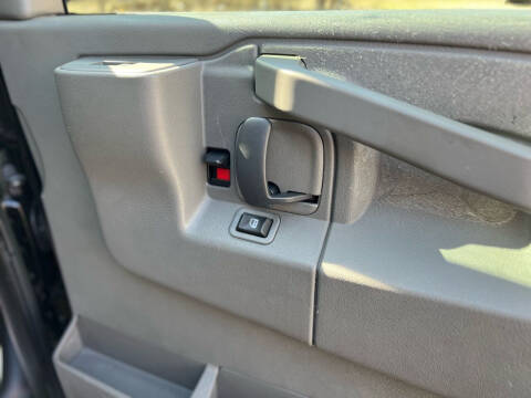 2016 Chevrolet Express 2500