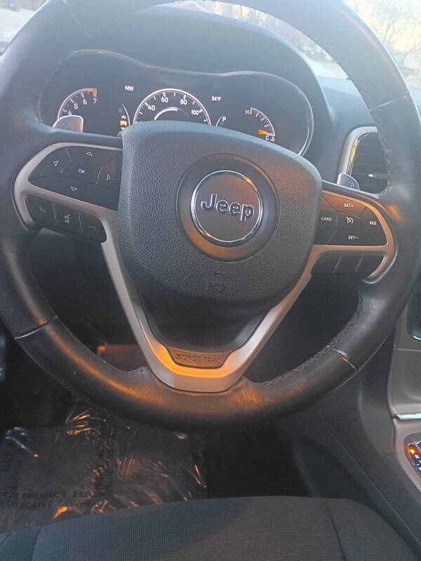 2017 Jeep Grand Cherokee Laredo