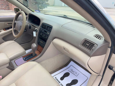 1999 Lexus ES 300
