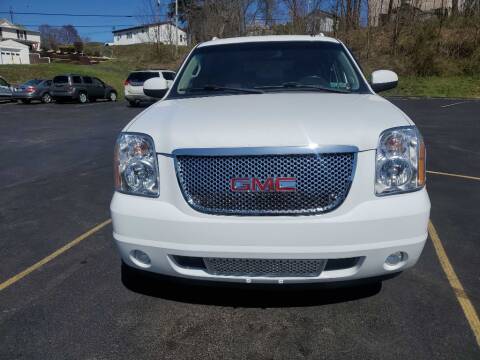 2013 GMC Yukon XL for sale at KANE AUTO SALES in Greensburg PA