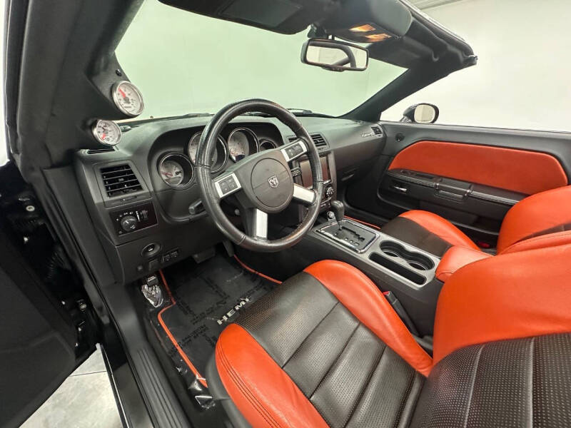 2010 Dodge Challenger SRT8